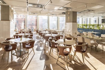 holiday inn express auckland city centre