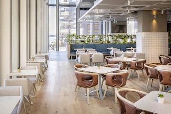 holiday inn express auckland city centre