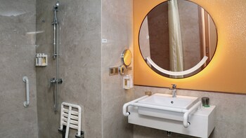 Holiday Inn Luzhou Longjian, An Ihg Hotel,Sichuan>>Luzhou,3 star