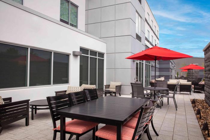 fairfield inn and suites lewisburg