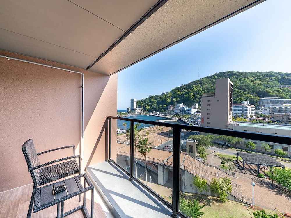 livemax resort atami ocean