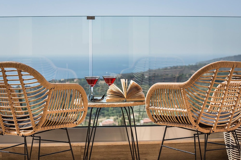 diana suites