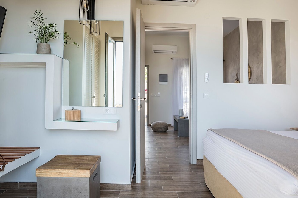 diana suites