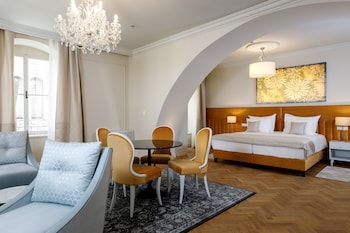 heritage hotel santa lucia