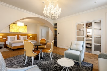 heritage hotel santa lucia
