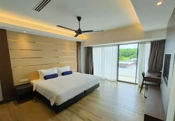 pacific regency beach resort