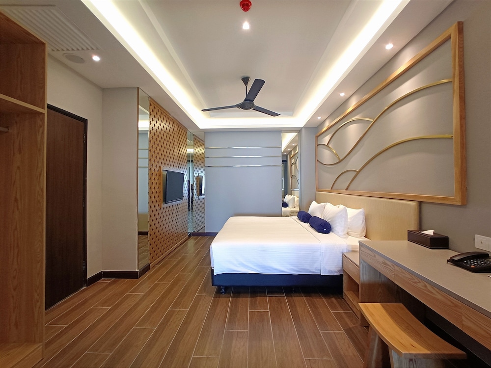 pacific regency beach resort