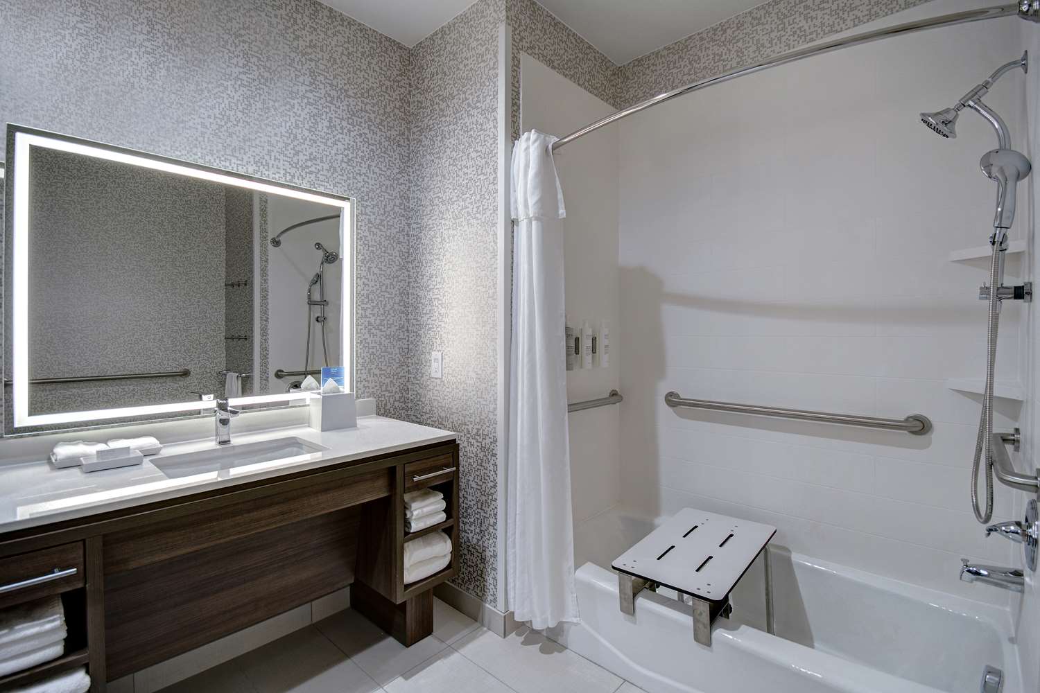 home2 suites by hilton burleson