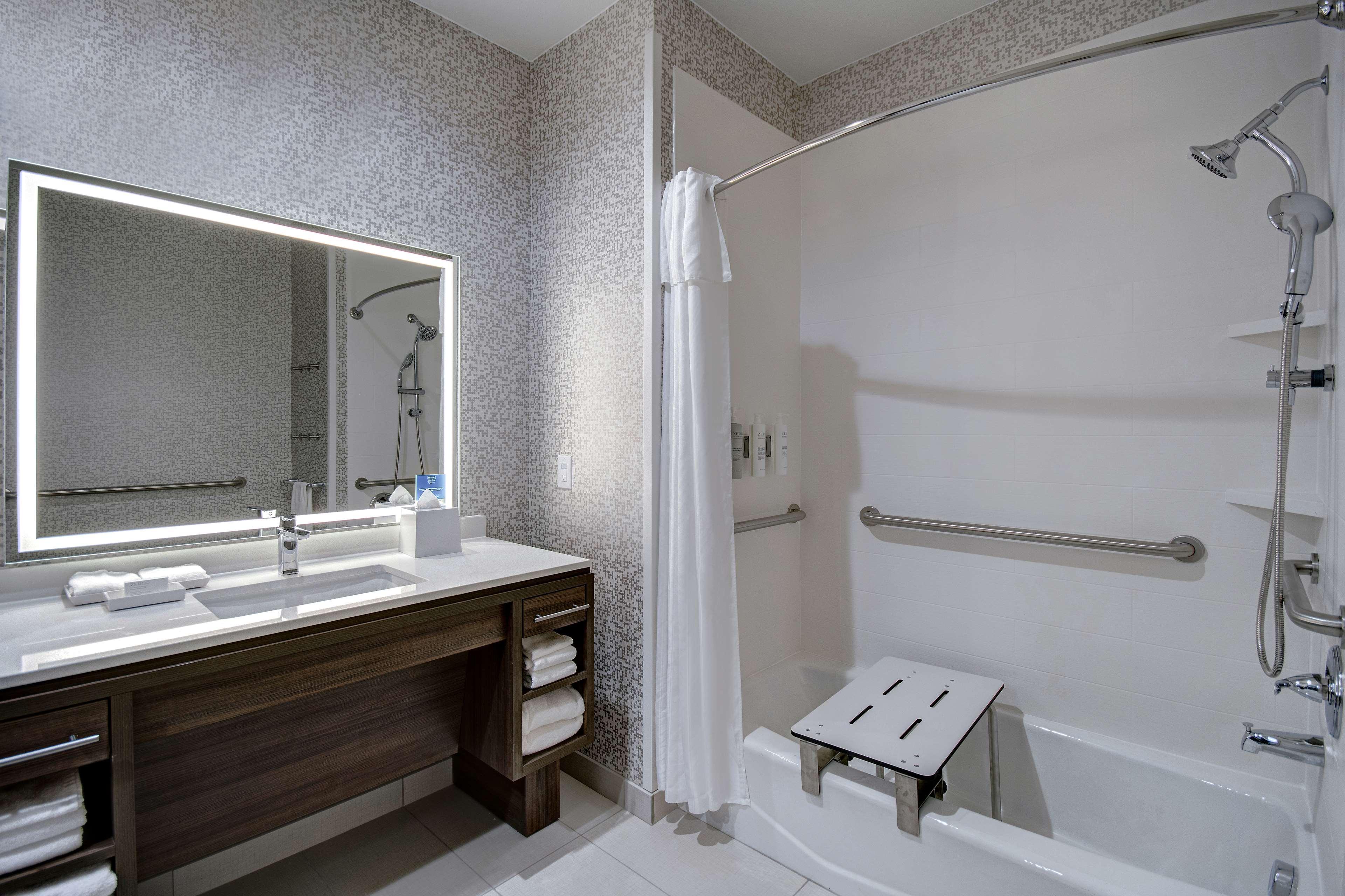 home2 suites by hilton burleson