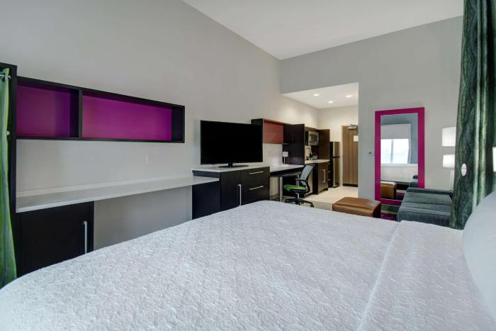 home2 suites by hilton burleson