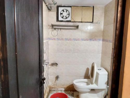 M1 Hotel By Wb Inn,Kalkaji>>Delhi,2 star