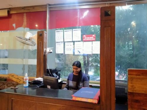 M1 Hotel By Wb Inn,Kalkaji>>Delhi,2 star