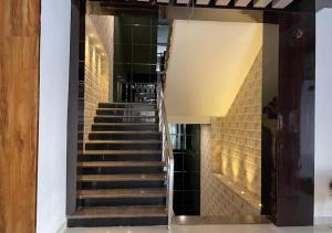 hotel royal embassy