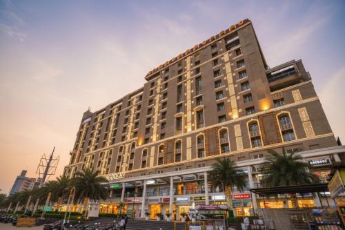 fabhotel sapphire 83