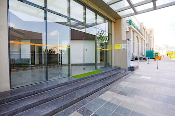 fabhotel sapphire 83