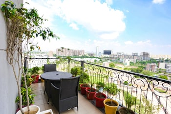 fabhotel sapphire 83