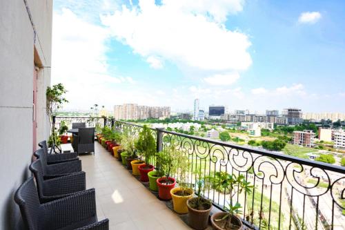 fabhotel sapphire 83