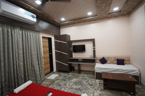 Igatpuri Hills Retreat,Mumbai Nasik Highway , Along Service Road, Plot No. 50, Ashwin Nagar, Talegaon Fata, Igatpuri,2 star