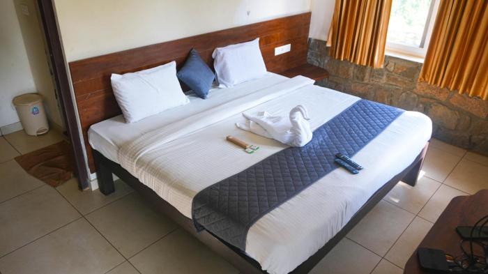 river valley resorts