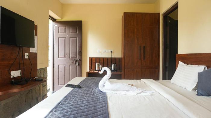 river valley resorts