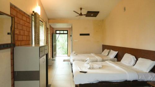 river valley resorts