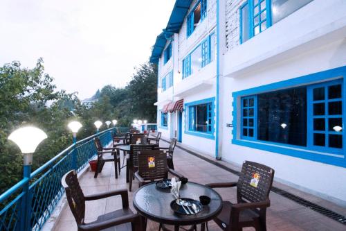 Manu Maharani Lodge,Thandi Sarak, Tallital, Near Main Bus Stand, Nainital,3 star