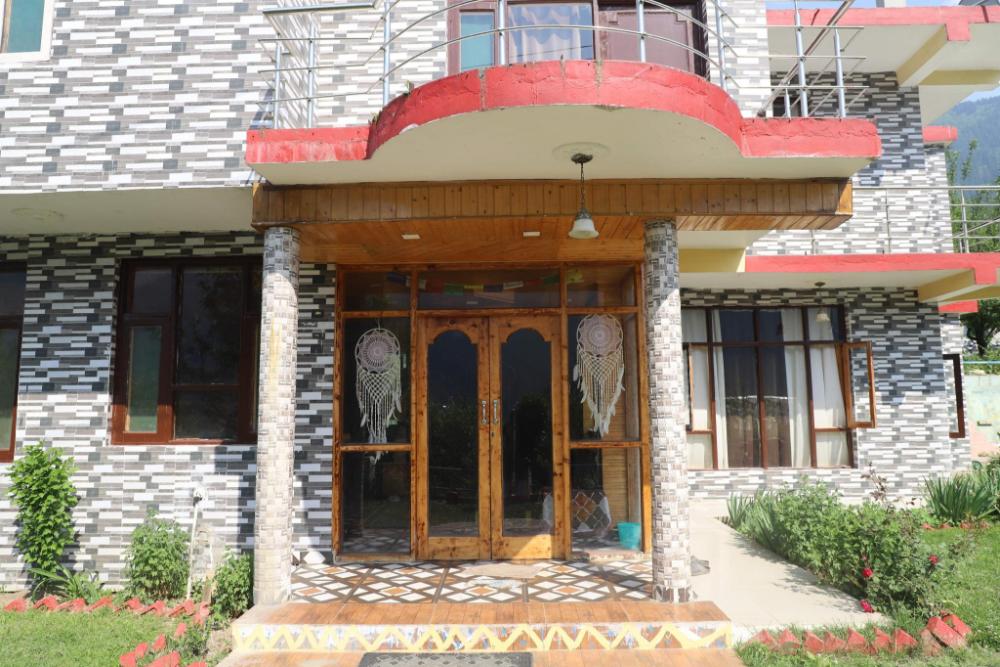 indian backpackers hostel