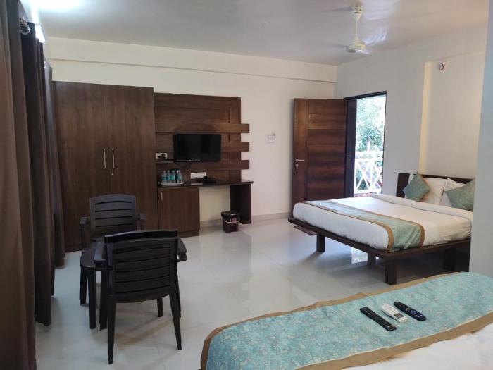 cocorico beach resort