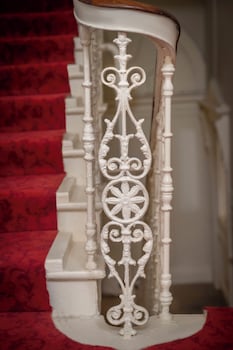 albany house