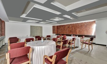 treebo tryst happy stay whitefield