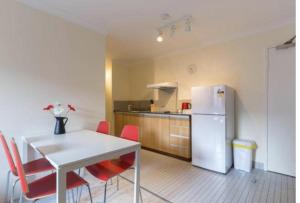 inner city apartments hotel