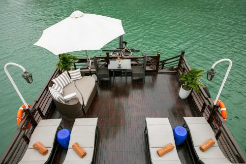 bhaya cruises