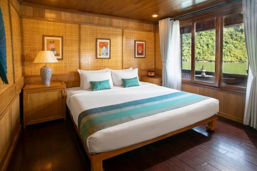 bhaya cruises