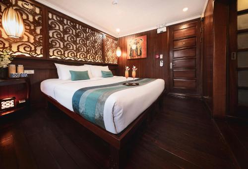 bhaya cruises