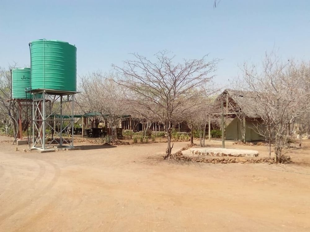 liya lodge and campsite