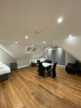 buckingham apartment