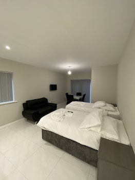 buckingham apartment