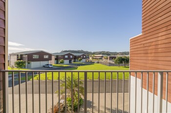 ocean serenity apartments whitianga