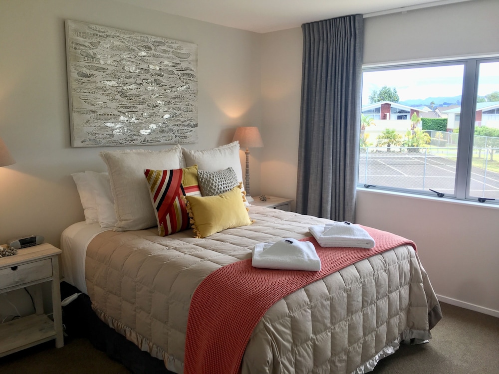 ocean serenity apartments whitianga