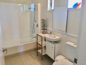 ocean serenity apartments whitianga