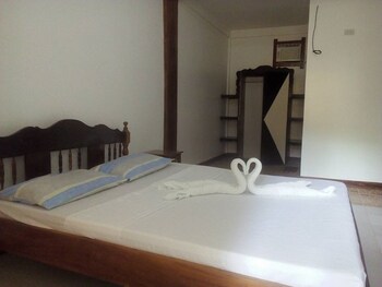 point 303 surf resort