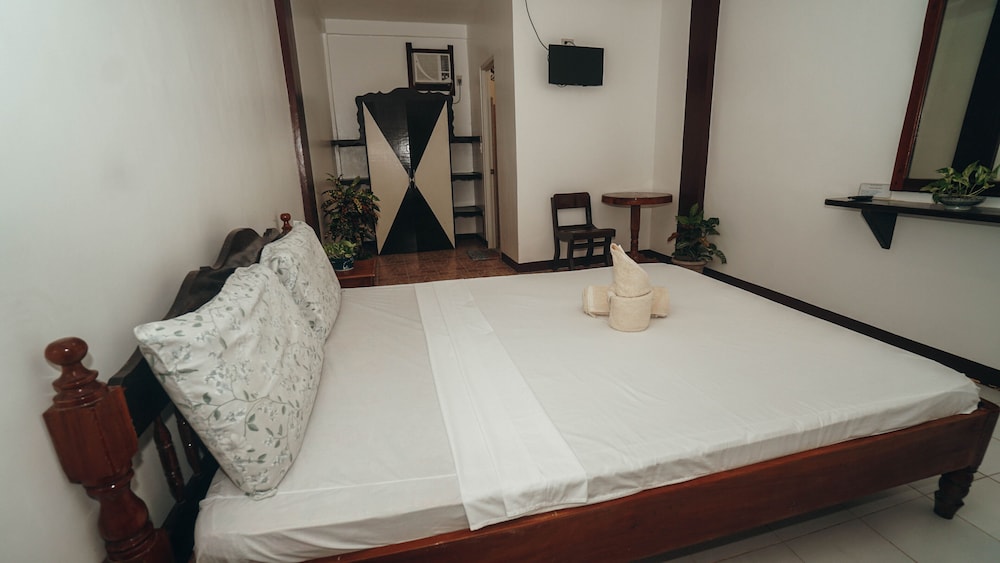 point 303 surf resort