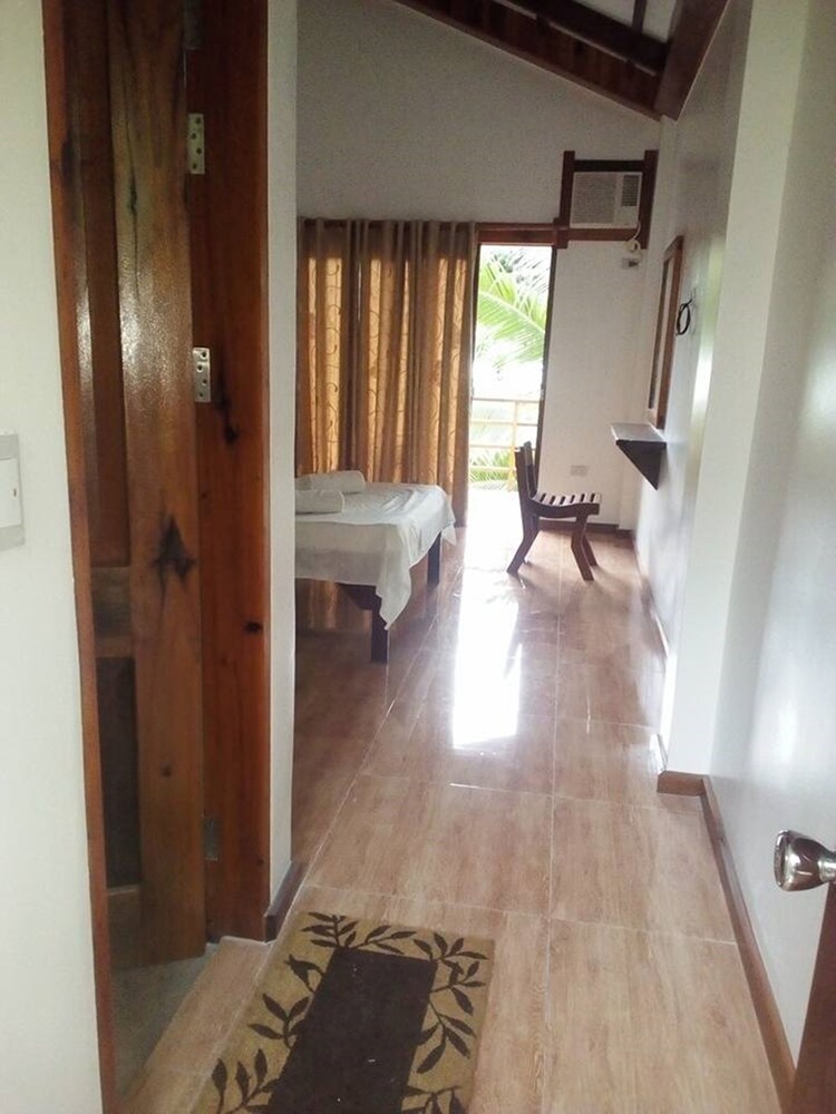 point 303 surf resort