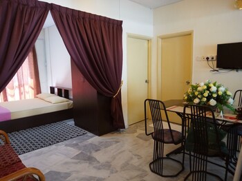 rose condo cocobay beach resort