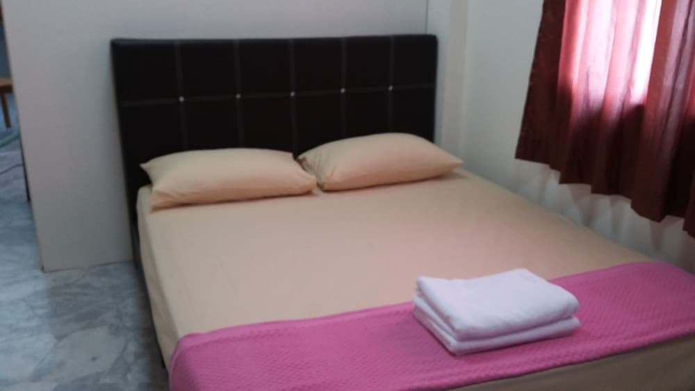 rose condo cocobay beach resort