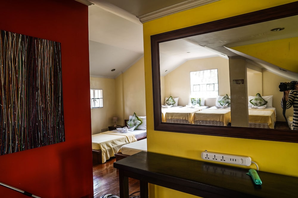 charming tagaytay vacation home