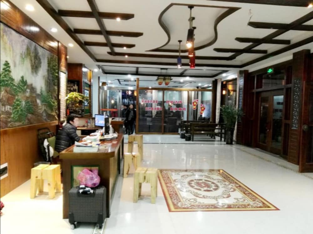 qijiayi theme hostel no 2 shop