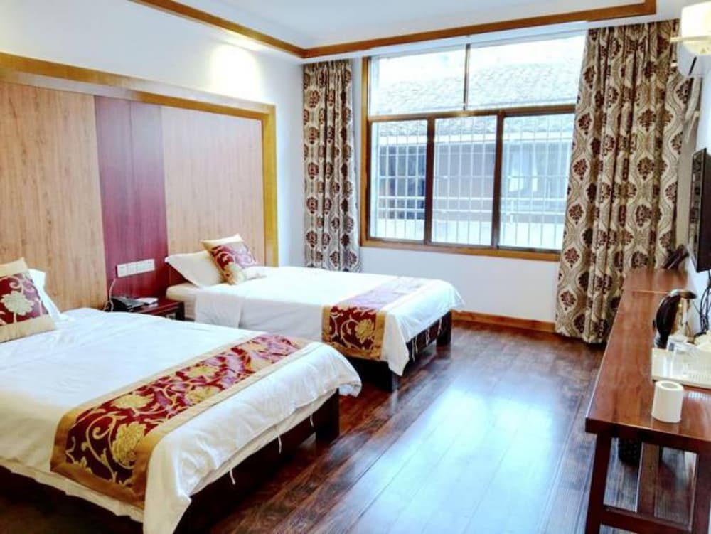 qijiayi theme hostel no 2 shop
