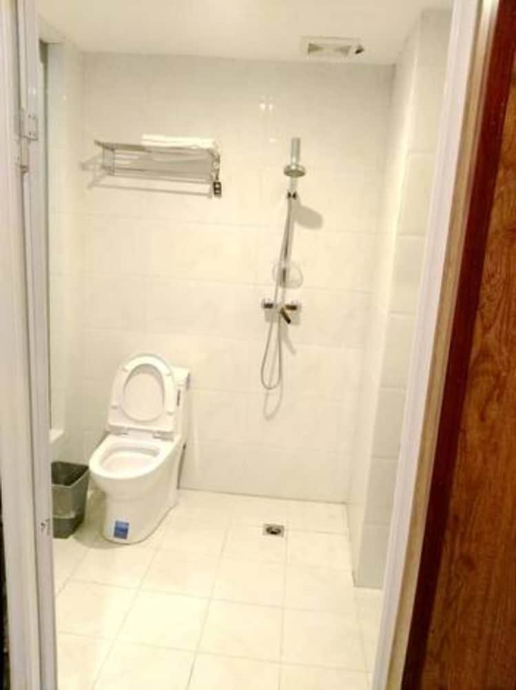 qijiayi theme hostel no 2 shop