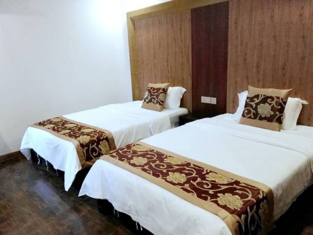 qijiayi theme hostel no 2 shop
